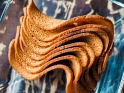 Кальмар паутинка (ПУТИНА): Ресторанные гренки с сыром