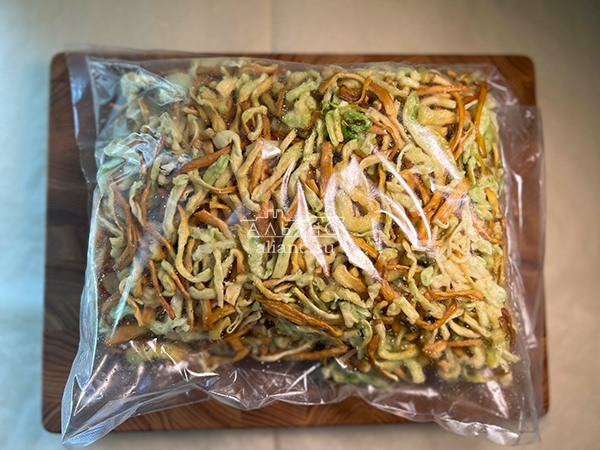 Нитка ЖАРЕНАЯ "Васаби" Oktobersnack 1 кг (сырный продукт) в Муроме