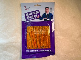 Арахис: Мучные полоски ФИОЛЕТОВЫЕ со вкусом острых куриных крылышек 76 гр