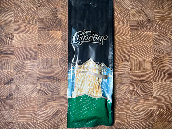 Сыр 60 гр ГОРНЫЙ СЫРОВАР (Паутинка копчёная) в Муроме